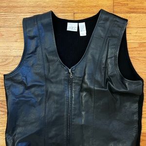 Villager Sport By Liz Claiborne Womens 100% Genuine Leather Vest Size Large